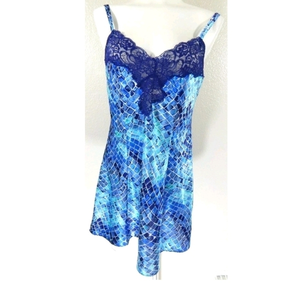 Victoria's Secret Vintage Y2K Satin Lace Slip - Picture 1 of 4